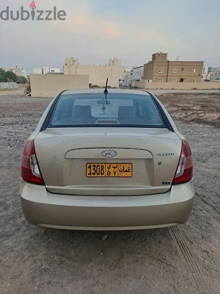 Hyundai Accent 2010 10