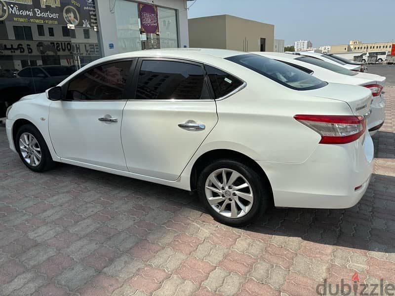 Nissan Sentra 2016 3