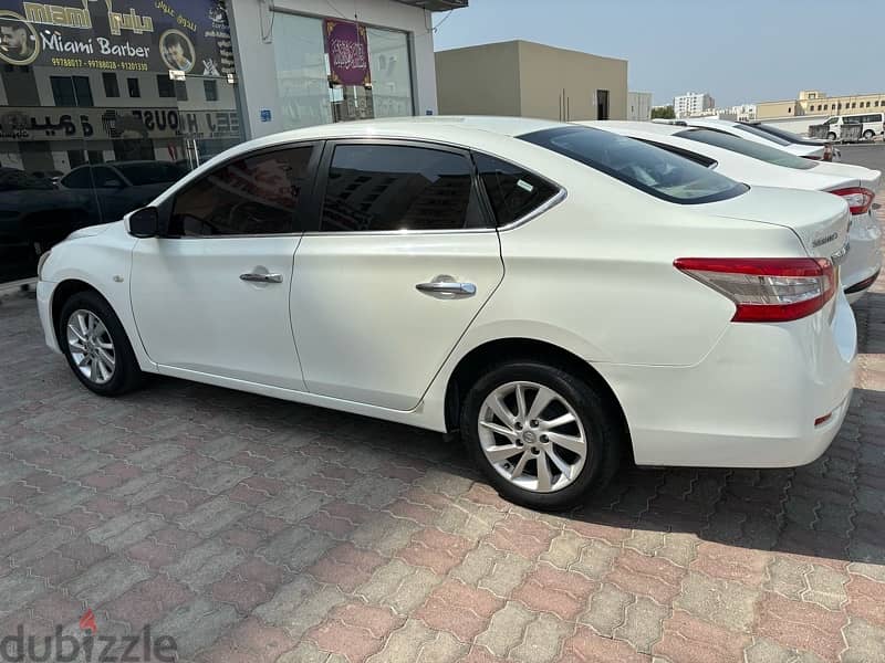 Nissan Sentra 2016 4