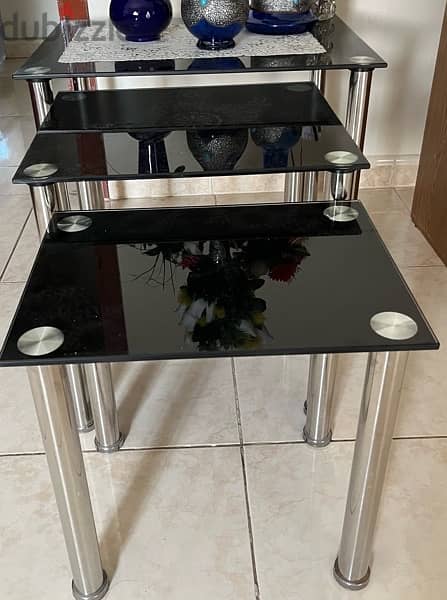 set of 3 glass corner tables 0