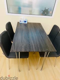 4 Seater Dining Table