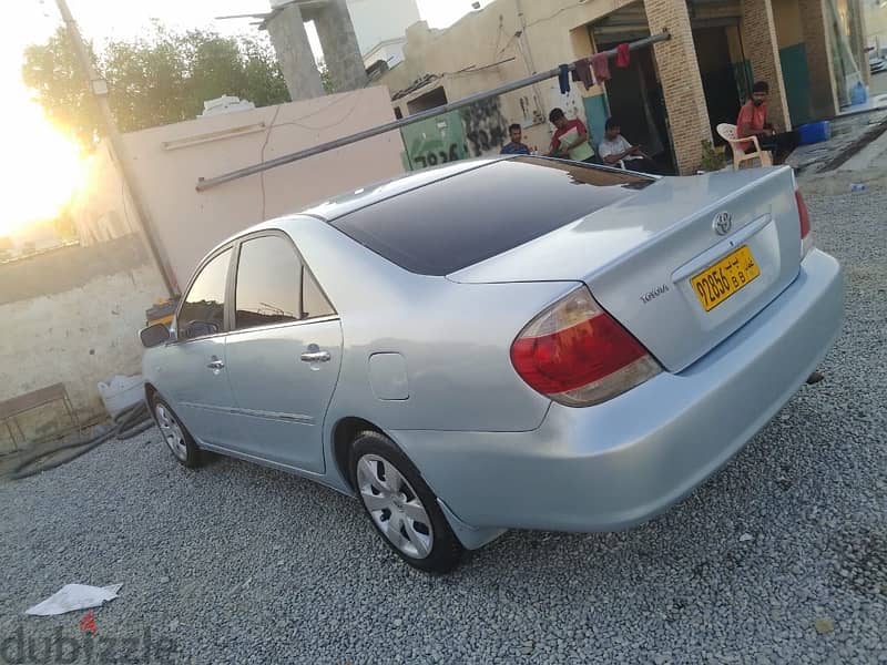 Toyota Camry 2004 4