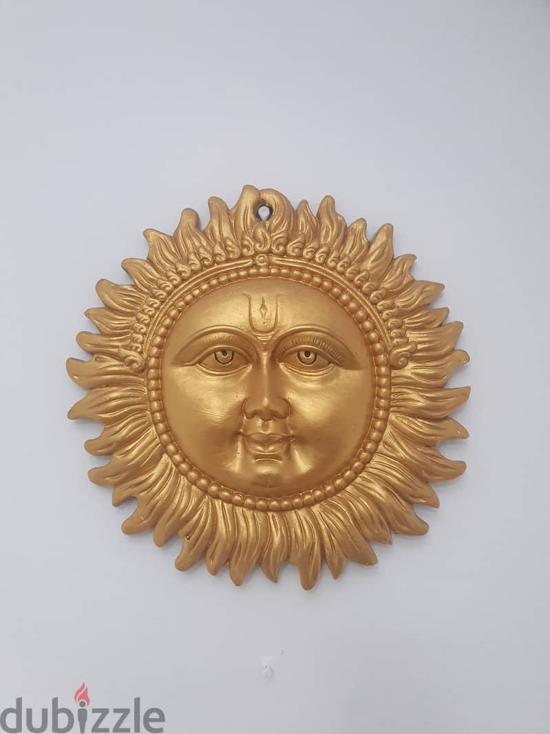 Beautiful Sun Statue for wall. 0