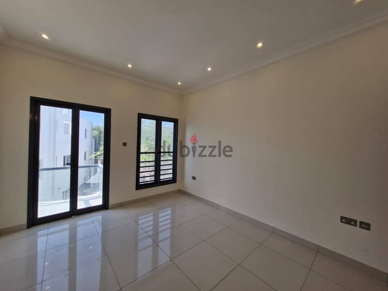 4 BR + Maid Room Spacious Villa Located in MSQ 8