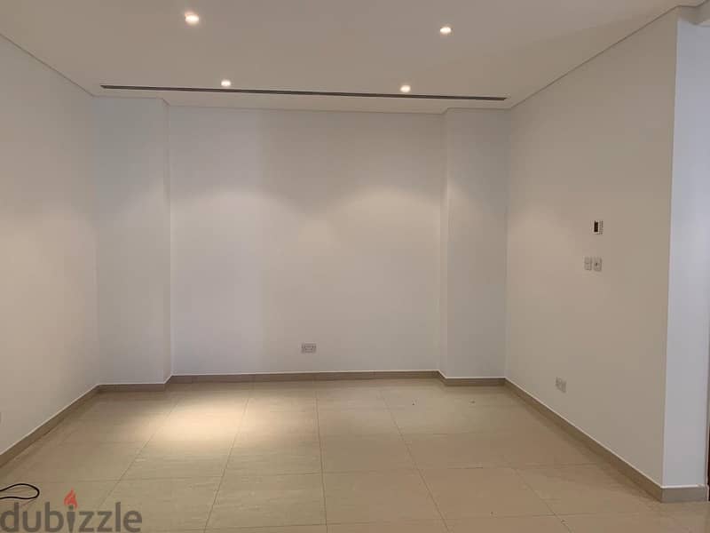 Beautiful Townhouse for rent in Al Mouj 6