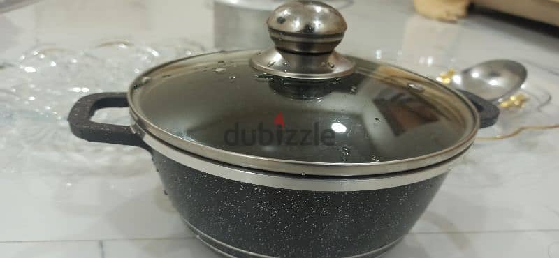 Pots/Plates/Cooker - kitchen Items 1