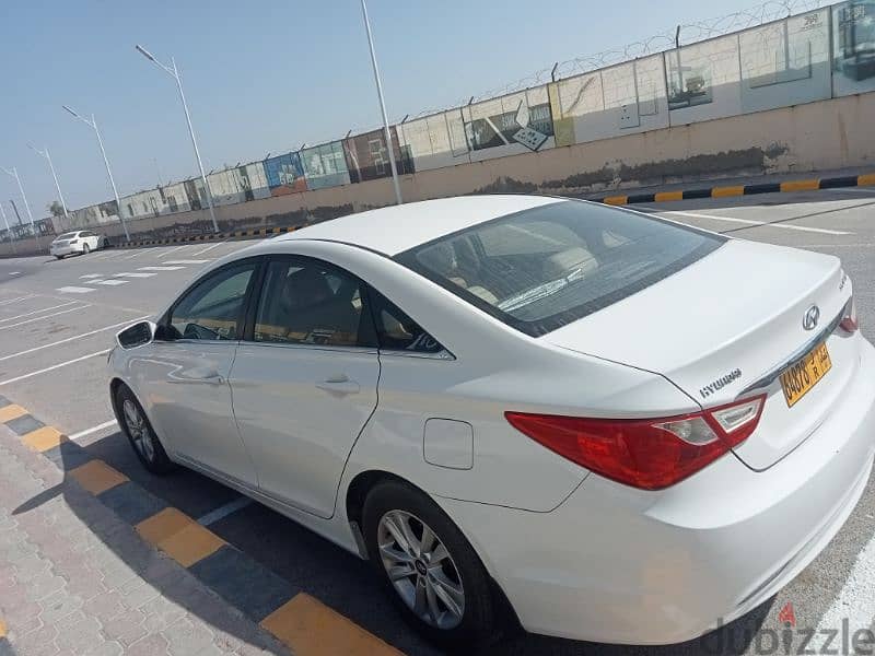 Hyundai Sonata 2011 1