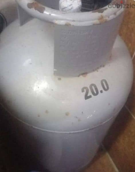 Gas Cylinder 1