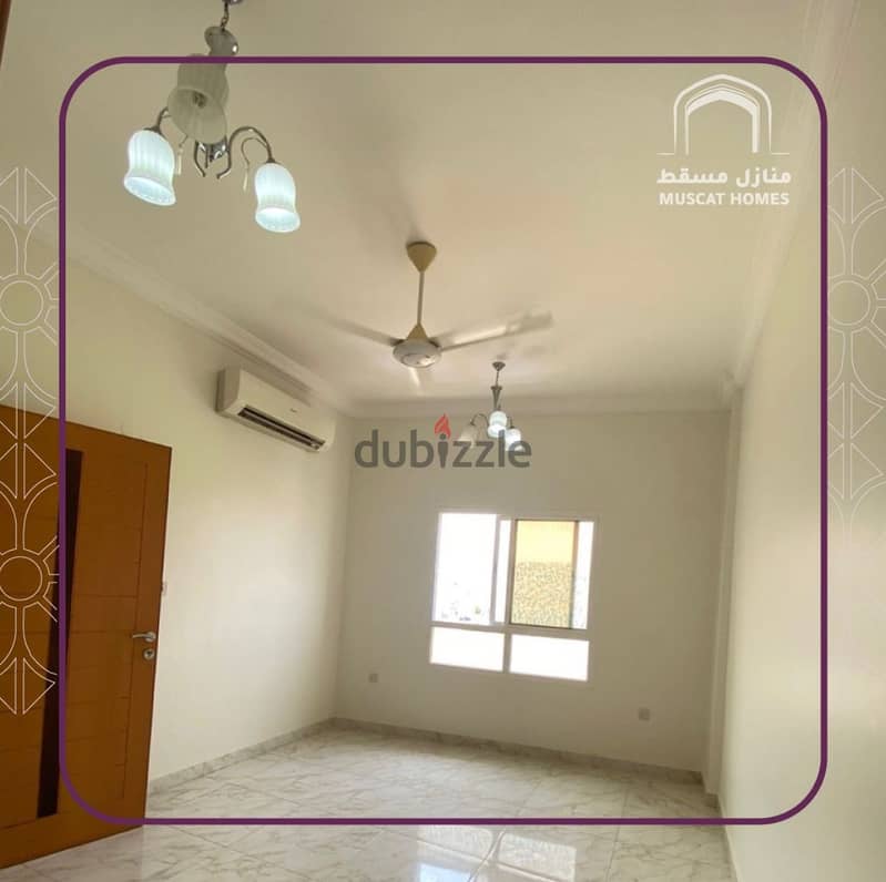 2 Bedroom Apartment for Rent in Al Ghubrah - شقة للأيجار في غبرة 1