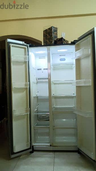 Geepas Refrigerator working condition side by side Double Door 600L 3