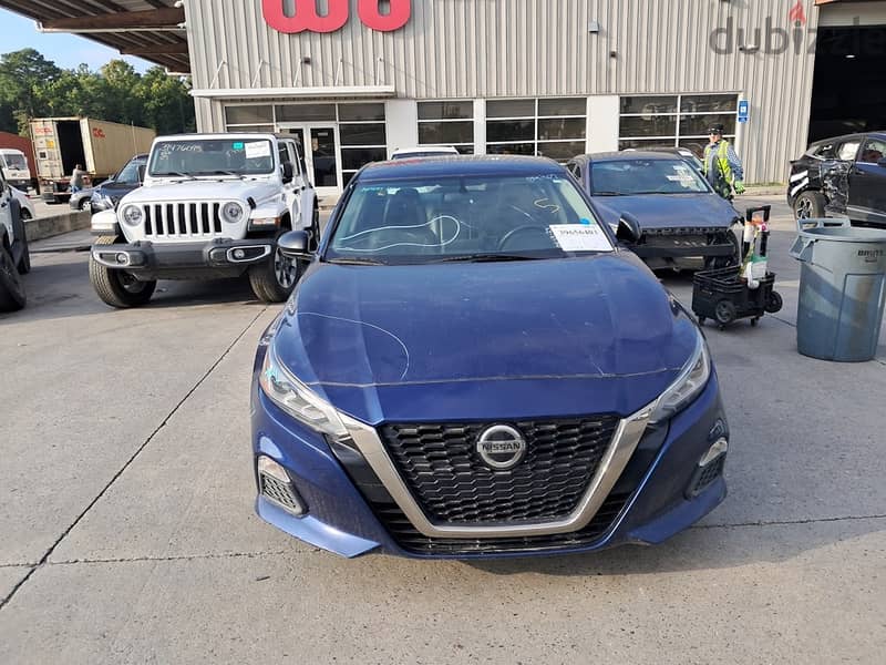 Nissan Altima 2019 7