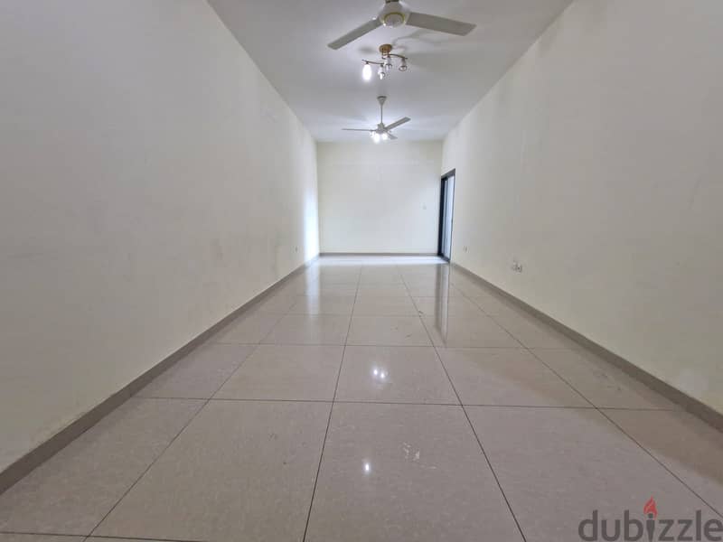 2 BR Cozy Apartment in Al Khuwair with Pool & Gym 5