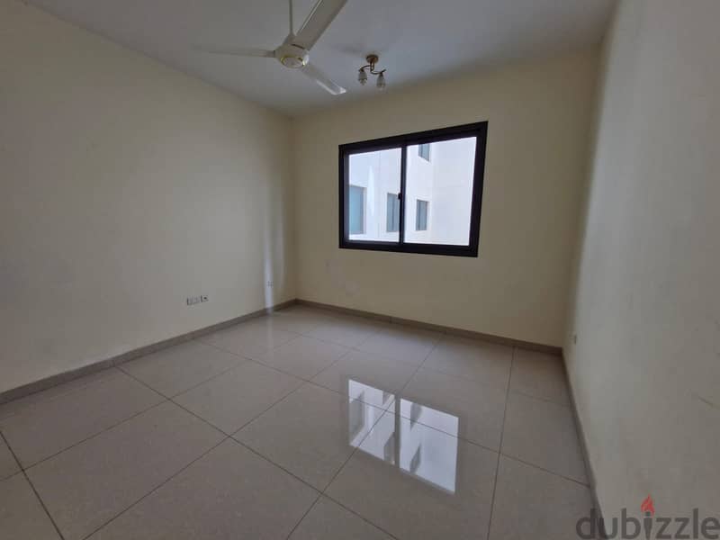 2 BR Cozy Apartment in Al Khuwair with Pool & Gym 9