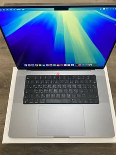 Macbook Pro M1 Pro 16gb Memory 1TB Storage Less than 10 cycle of batt