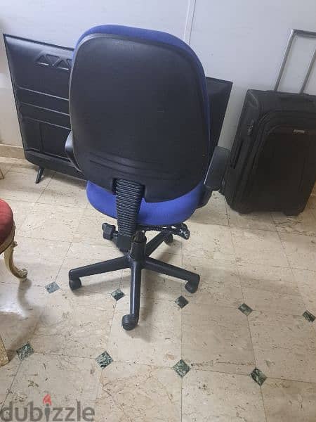 office chair good condition 2