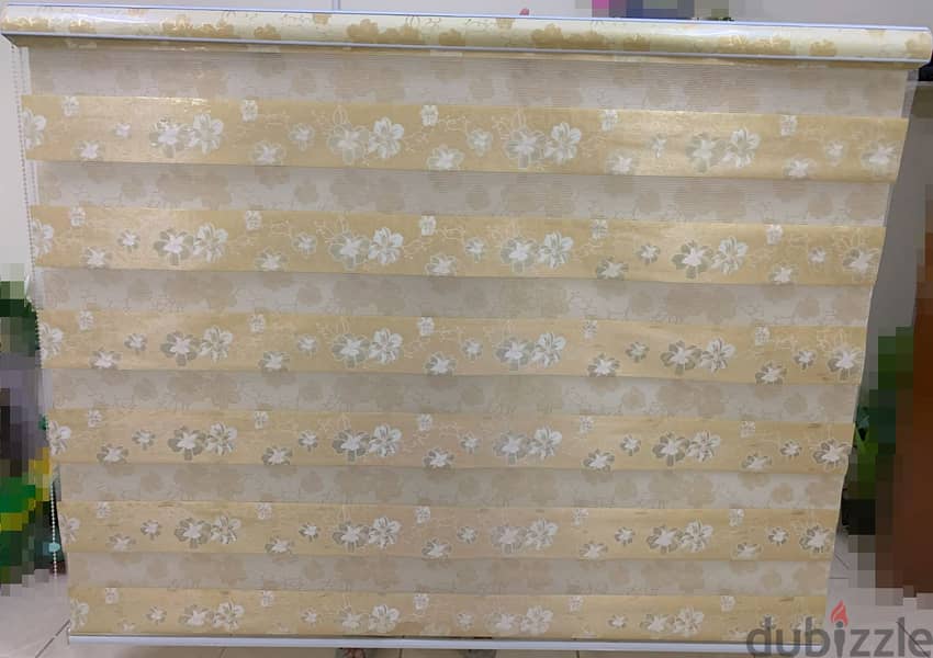 Elegant Golden Flowery Roller Blinds 2