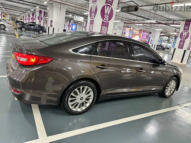 Hyundai Sonata 2016 GCC model, immediate sale due to immigration 3