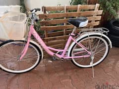 Pink bike for 15 OMR and red for 20