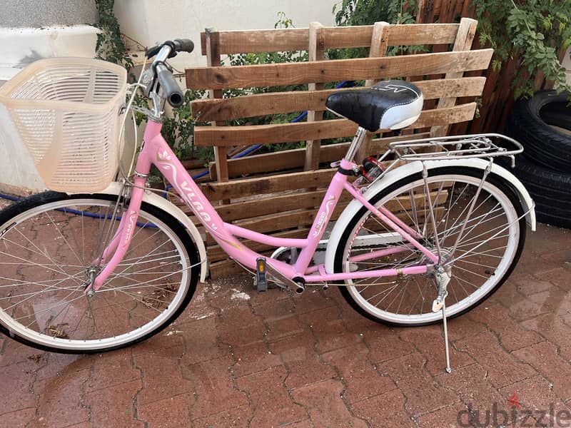 Pink bike for 15 OMR and red for 20 0