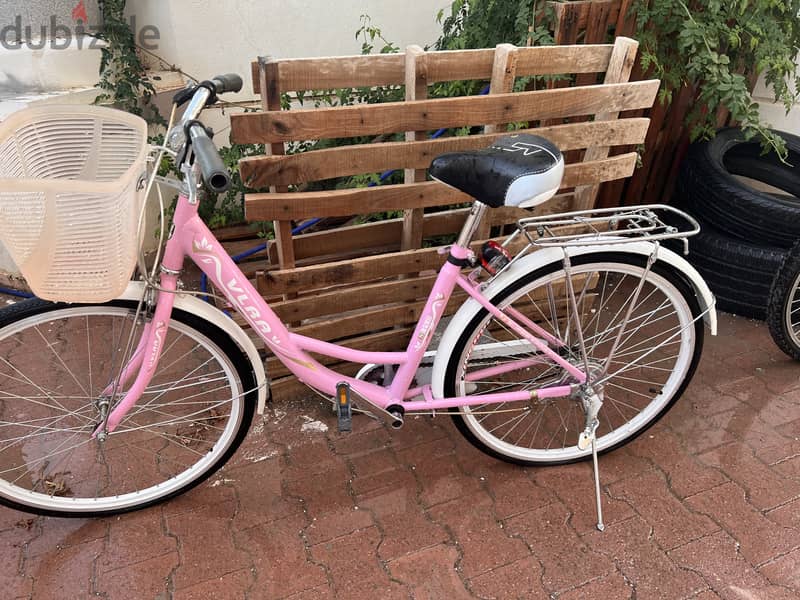 Pink bike for 15 OMR and red for 20 4