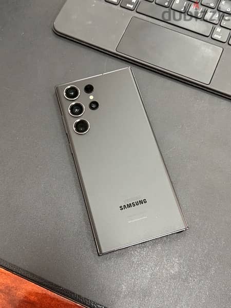 Samsung S23 Ultra للبيع او للبدل 4