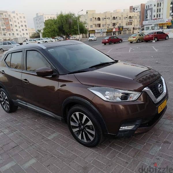 Nissan Kicks 2017 full option gcc Oman car 9