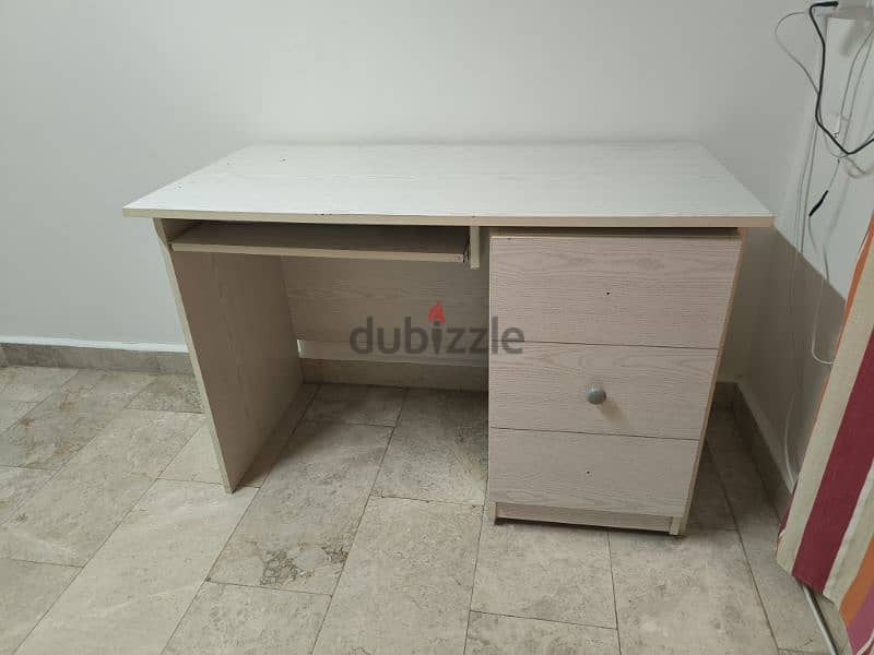 Used computer desk 2