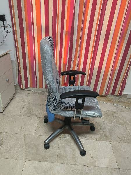 Office chair for sale 1