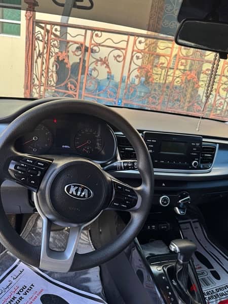 Kia rio 2019 hatchback in perfect condition oman car 7