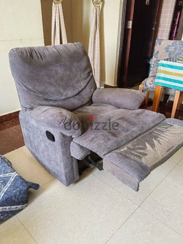 Single recliner chair 3