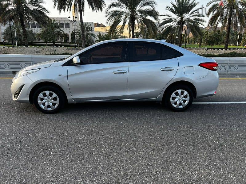 Toyota Yaris 2018 Oman car 3