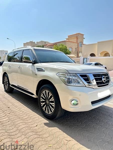 Nissan Patrol LE platinum low kilometers 2