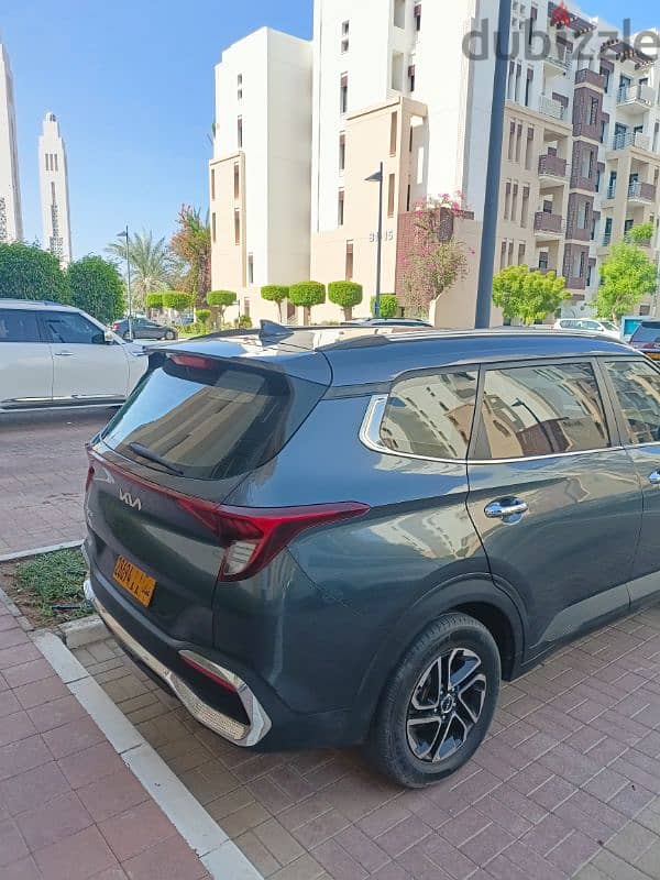 Kia Carens 2023 7