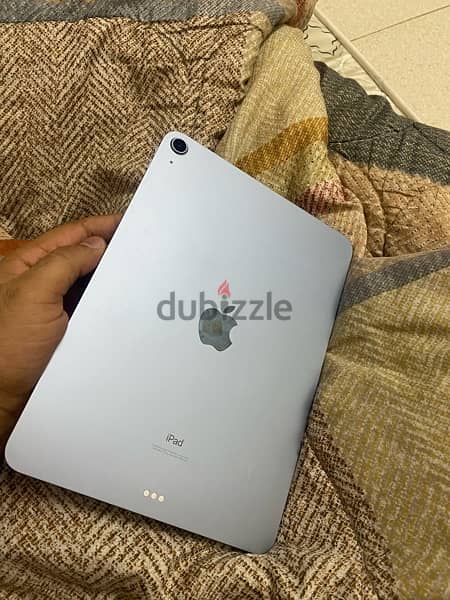 Ipad Air 4 64GB mint condition for sale all original no open no repair 3