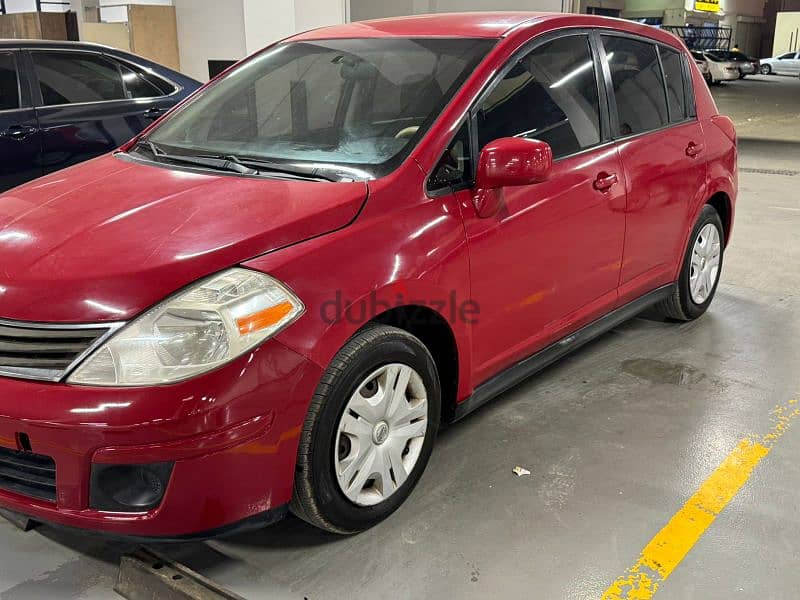 Nissan Versa 2011 1