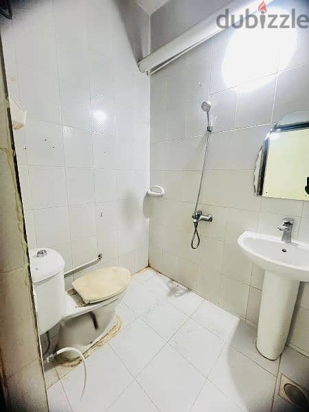 room for rent with attach bathroom kitchen al khuwair near zakar mall 4