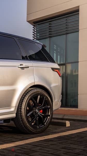 Land Rover Range Rover Sport 2019 SVR full carbon fiber 4