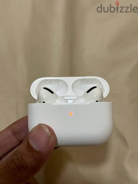 AirPod Pro with Excellent Condition 1