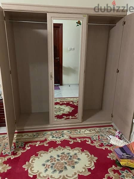 3-door wardrobe 2