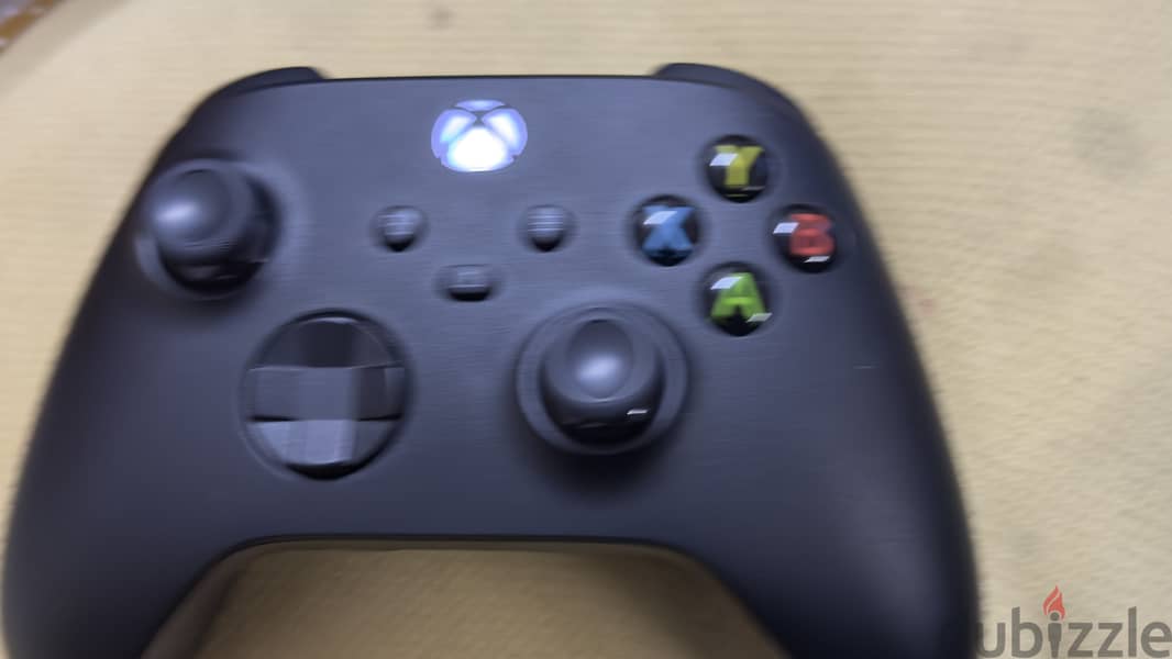 X box series x and PS4 with each controller and separate joystick 8