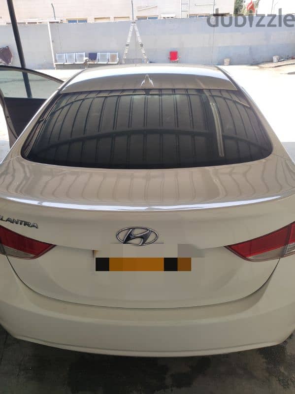 Hyundai Elantra 2013 2