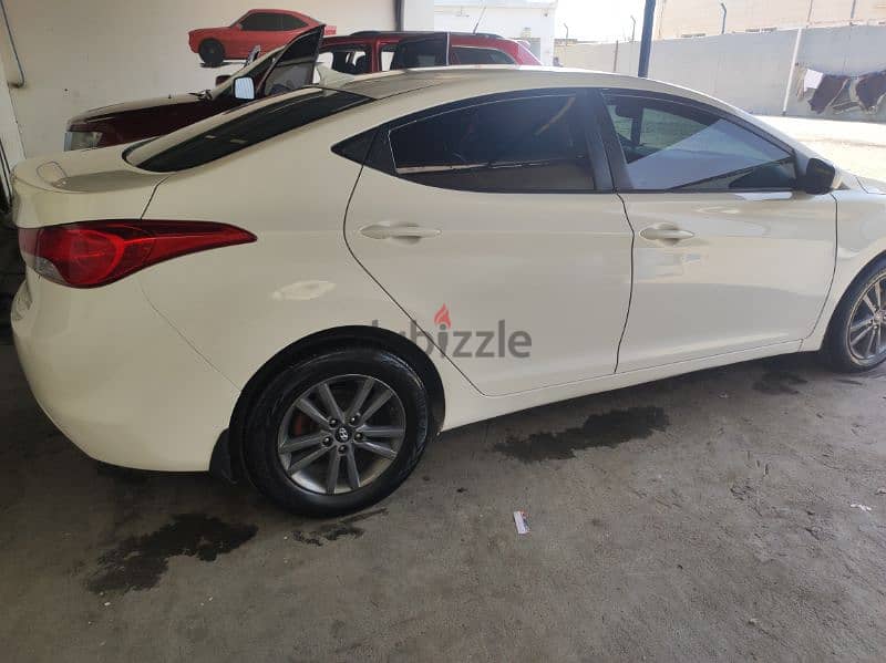 Hyundai Elantra 2013 5