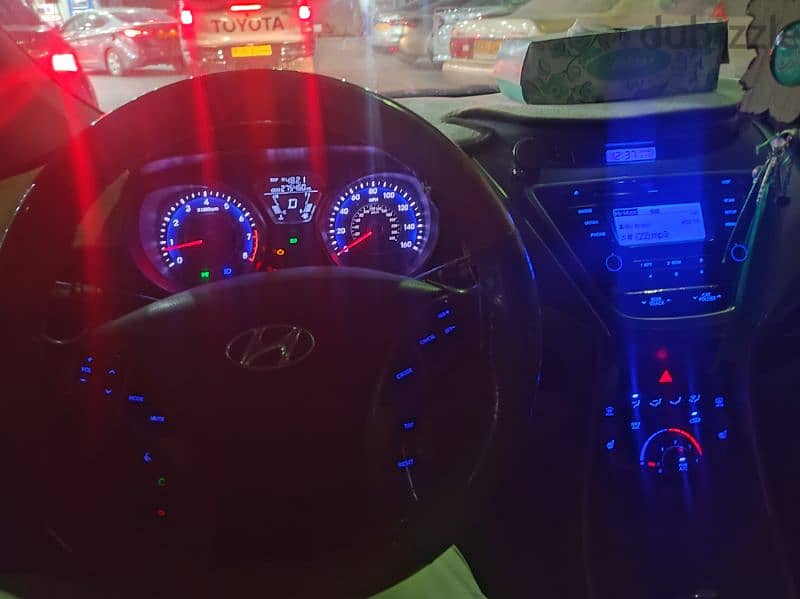 Hyundai Elantra 2013 9