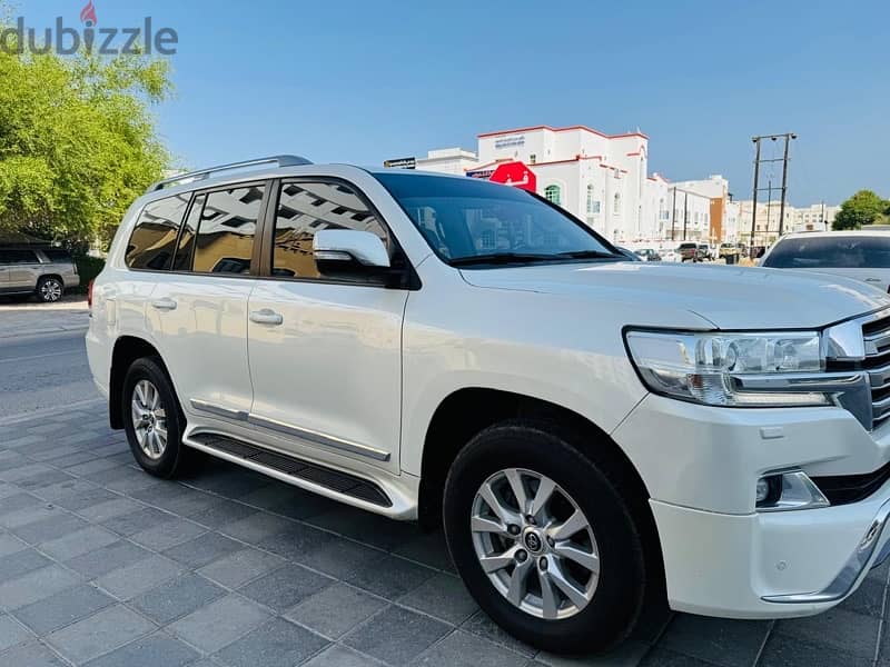 Toyota Land Cruiser 2016 3