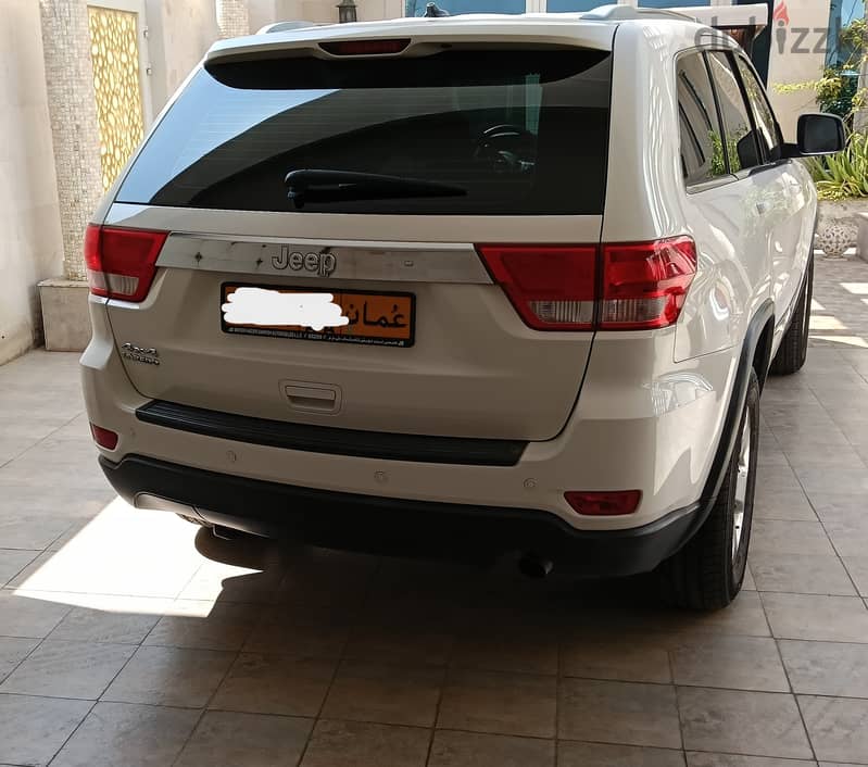 Jeep Grand Cherokee 2011 3