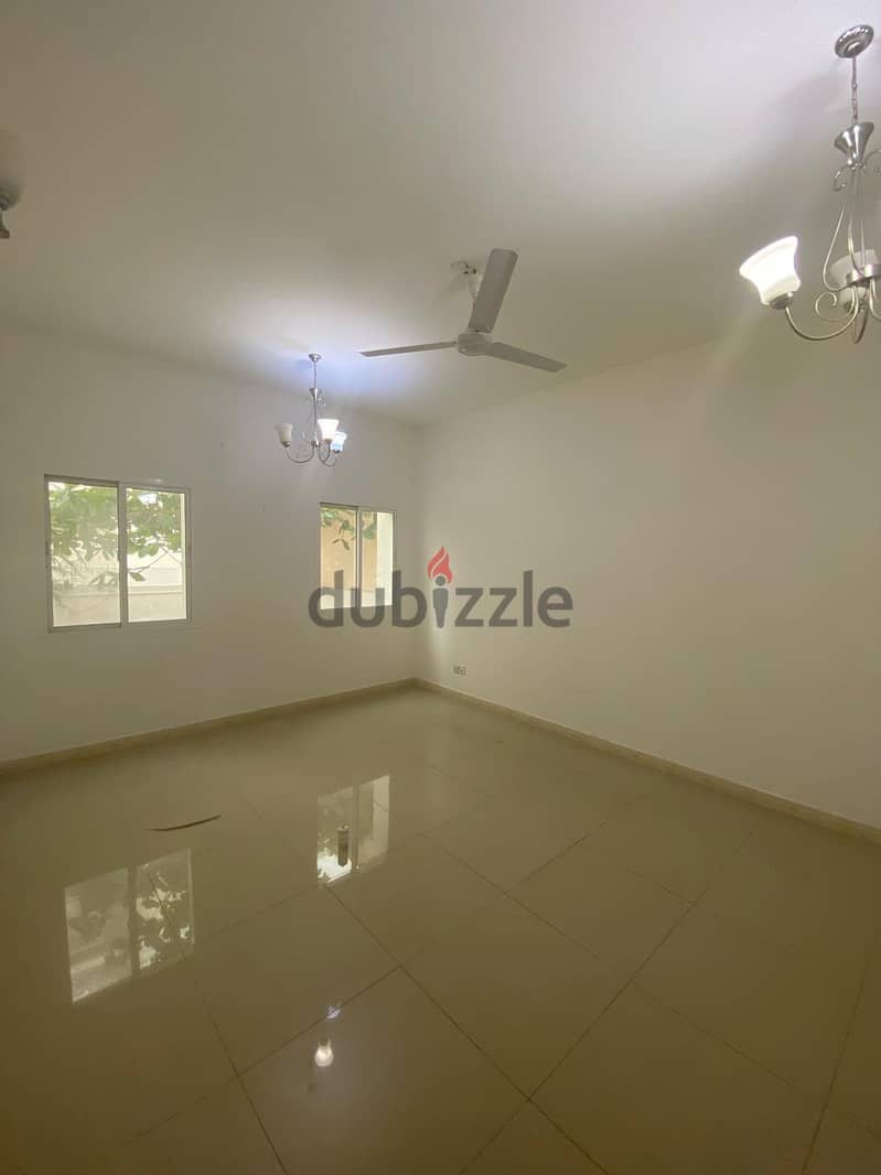 "SR-SH-626  **Villa for Rent in Al Hail South!**  3