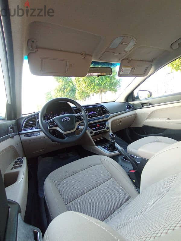 Hyundai Elantra 2017 11