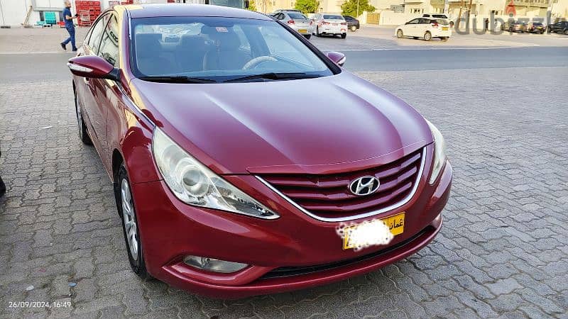 Expat Teacher used Hyundai Sonata 2012 in excellent condition 0