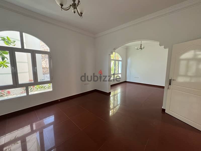 Qurm townhouse for rent 5+1BDR 7