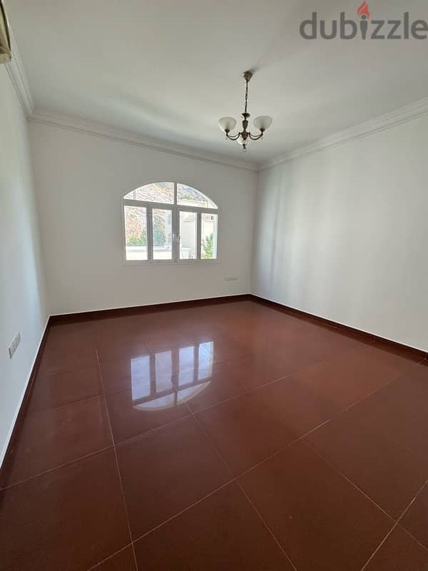 Qurm townhouse for rent 5+1BDR 9